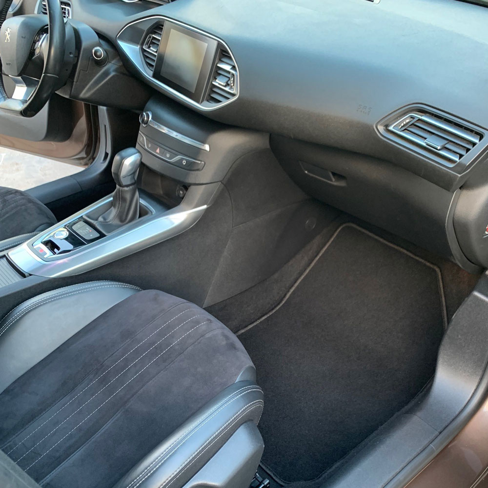 nettoyage intérieur voiture la roche-sur-yon après